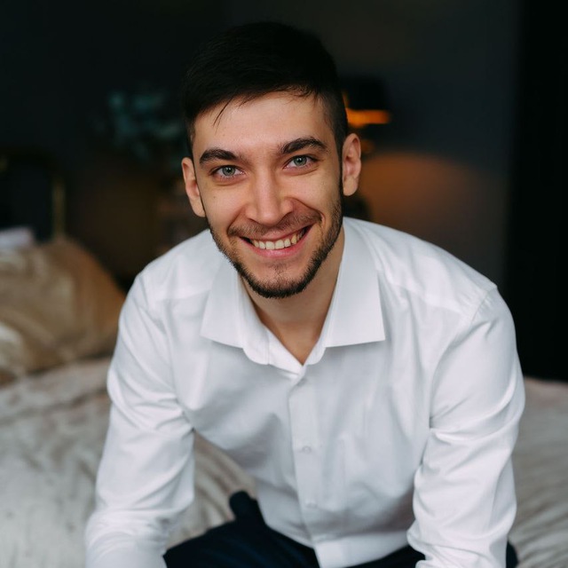 Антон Антонов